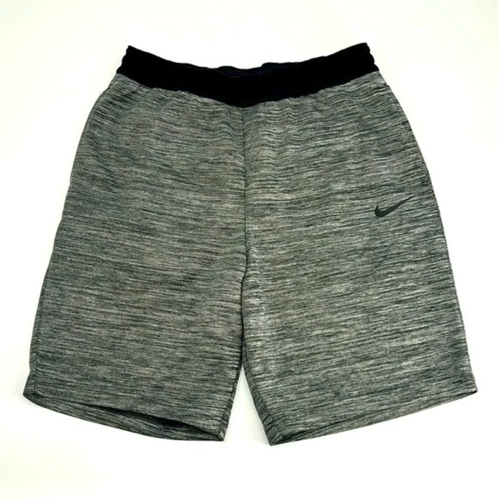 UEC Bike men’s gray shorts size large